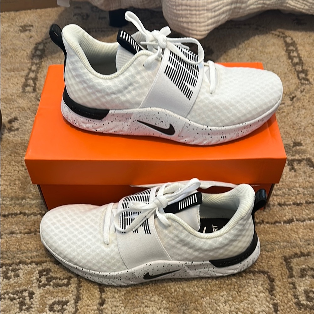 Nike Renew In-Season TR9